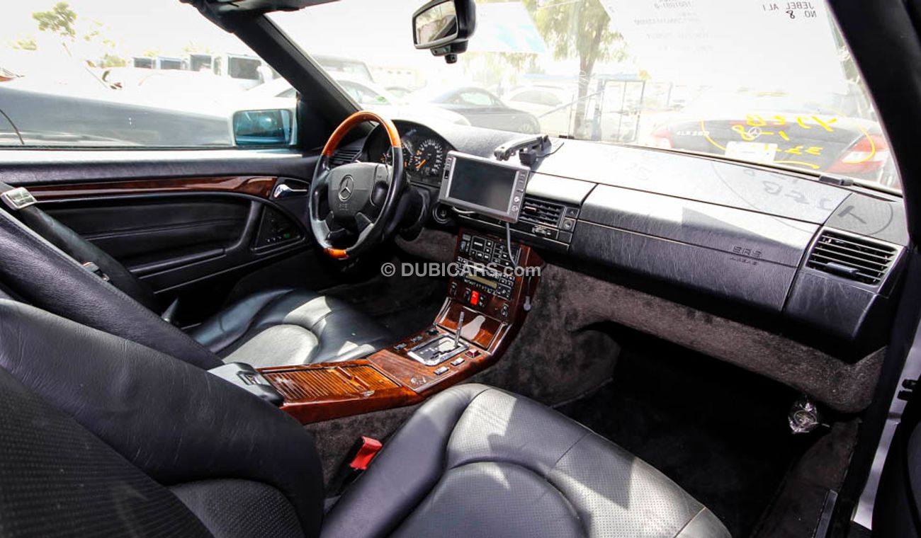 Mercedes-Benz SL 320