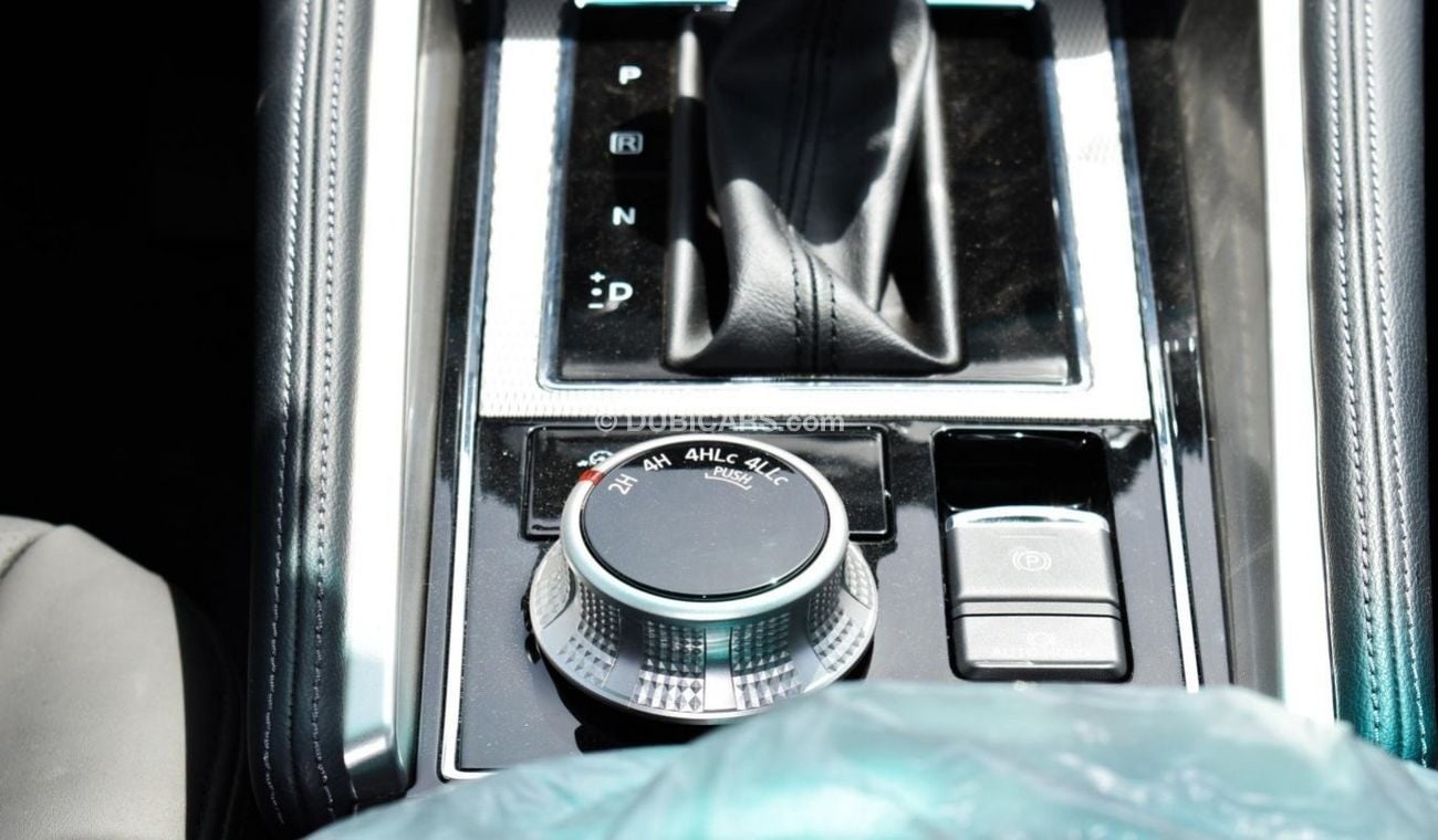 Mitsubishi Montero Montero Sport 2021 3.0L E72+ | GCC specs 4x4 (Sunroof/Heating Seats) | Brown/Black Leather Interior