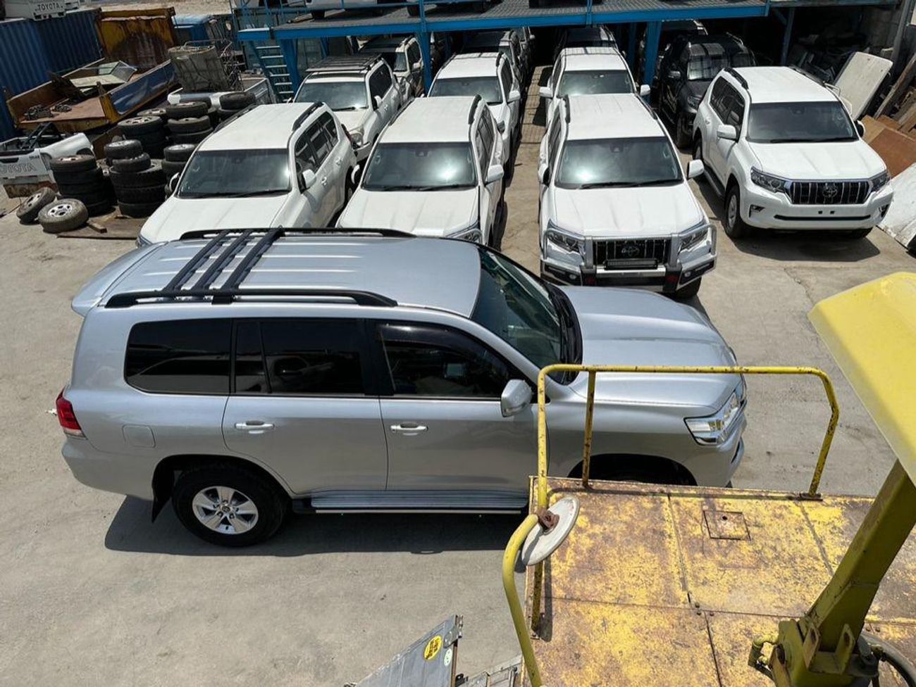 تويوتا لاند كروزر DIESEL 4.5 LITER ,RIGHT HAND DRIVE AUTOMATIC