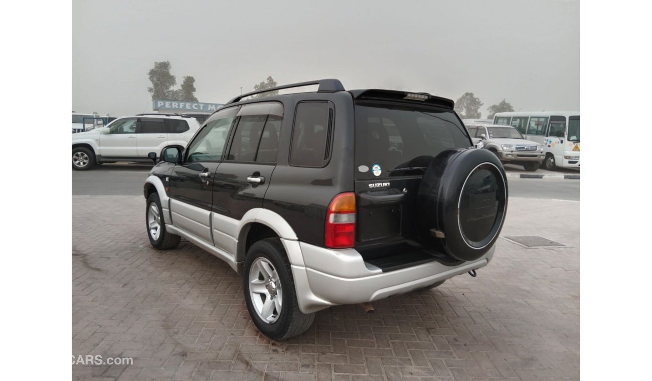 سوزوكي إيسكودو SUZUKI ESCUDO RIGHT HAND DRIVE (PM1595)