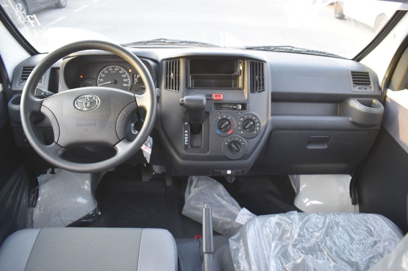 تويوتا لايت آيس