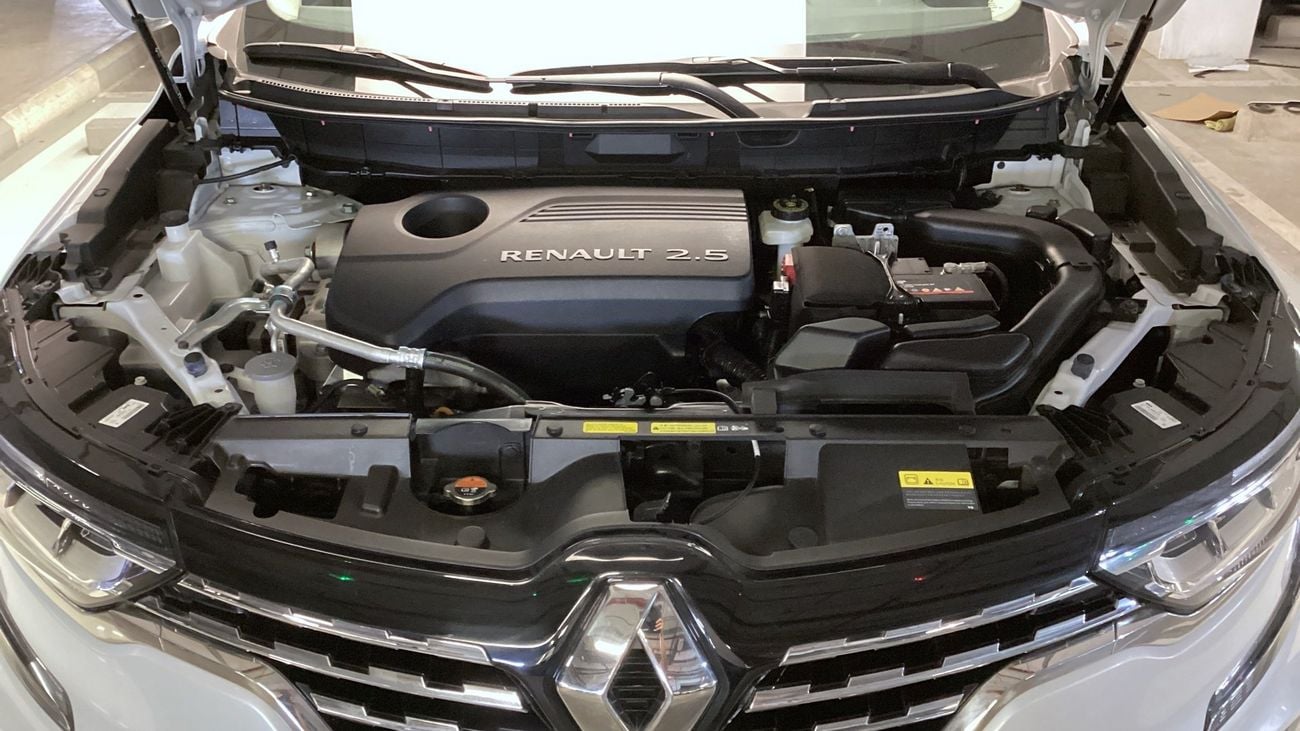 رينو كوليوس 2.5L 170 PE 2WD CVT | شامل الضمان | 0 ﺪﻔﻋﺓ ﺃﻮﻟﻯ