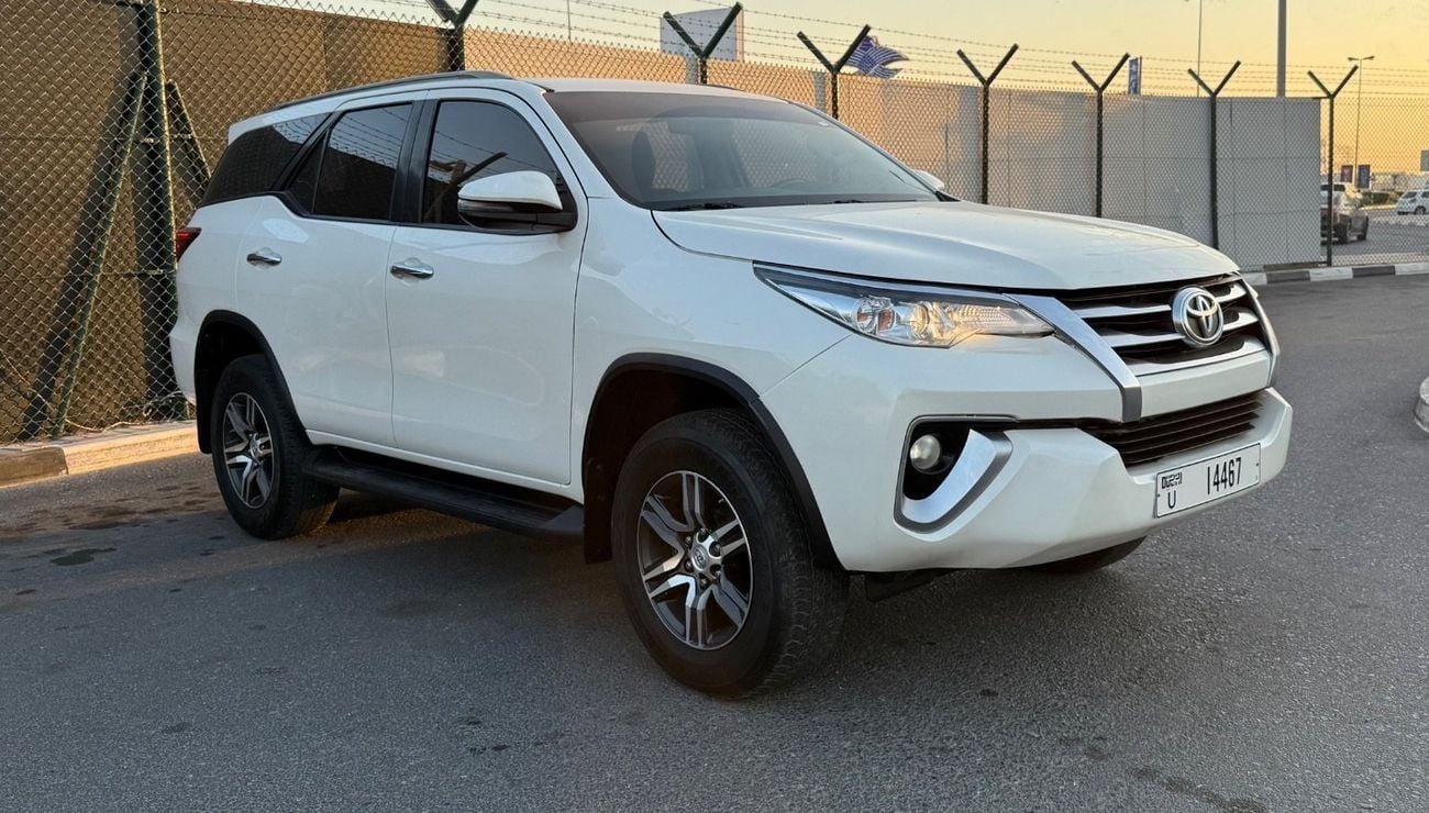 Toyota Fortuner GXR 4.0L (278 HP) V6 AUTOMATIC PETROL EXCELLENT CONDITION