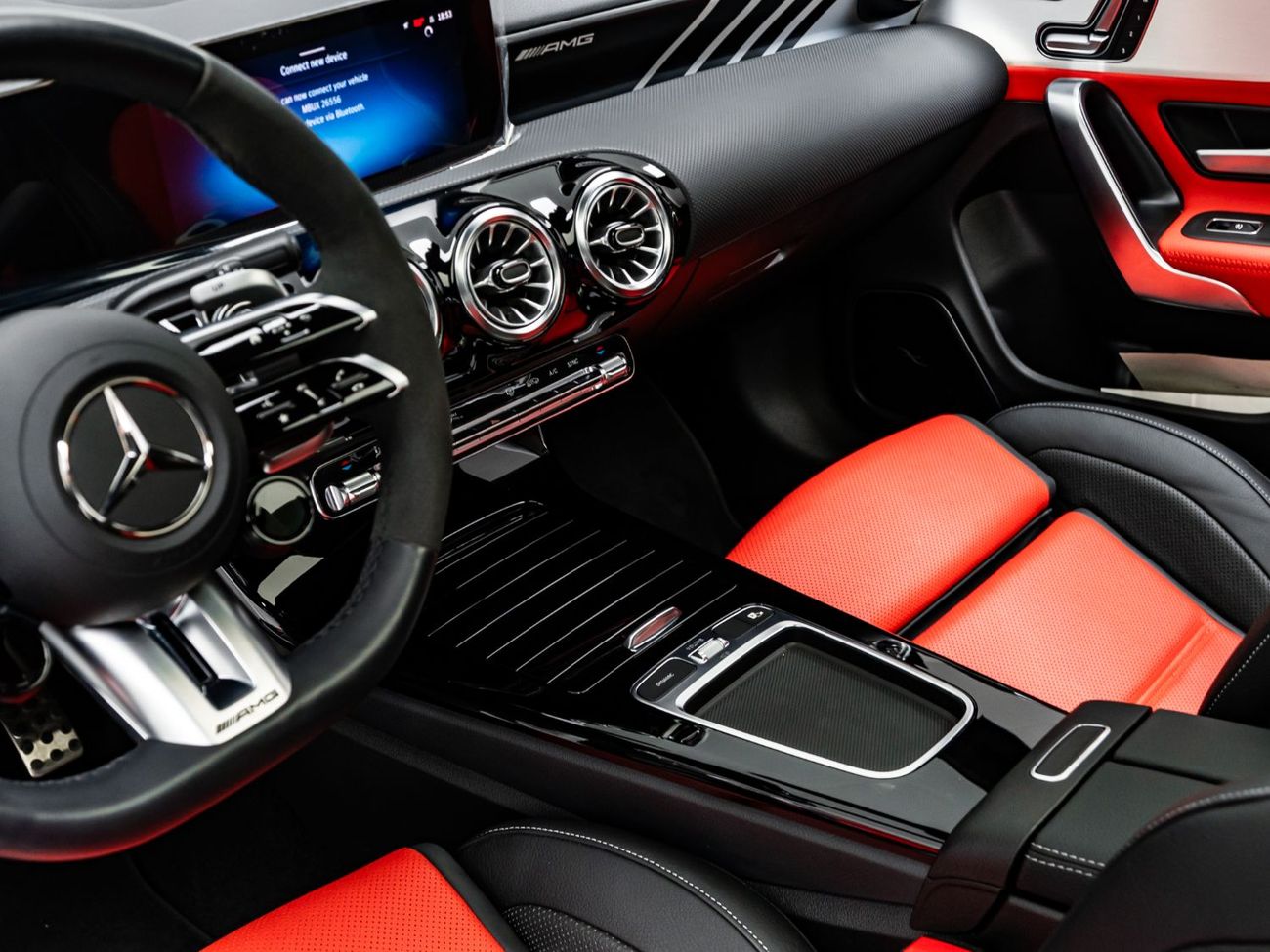 مرسيدس بنز CLA 45 S  AMG 2024 Mercedes CLA 45s AMG 4Matic+, 2029 Mercedes Warranty + Service Contract, Low KMs, GCC