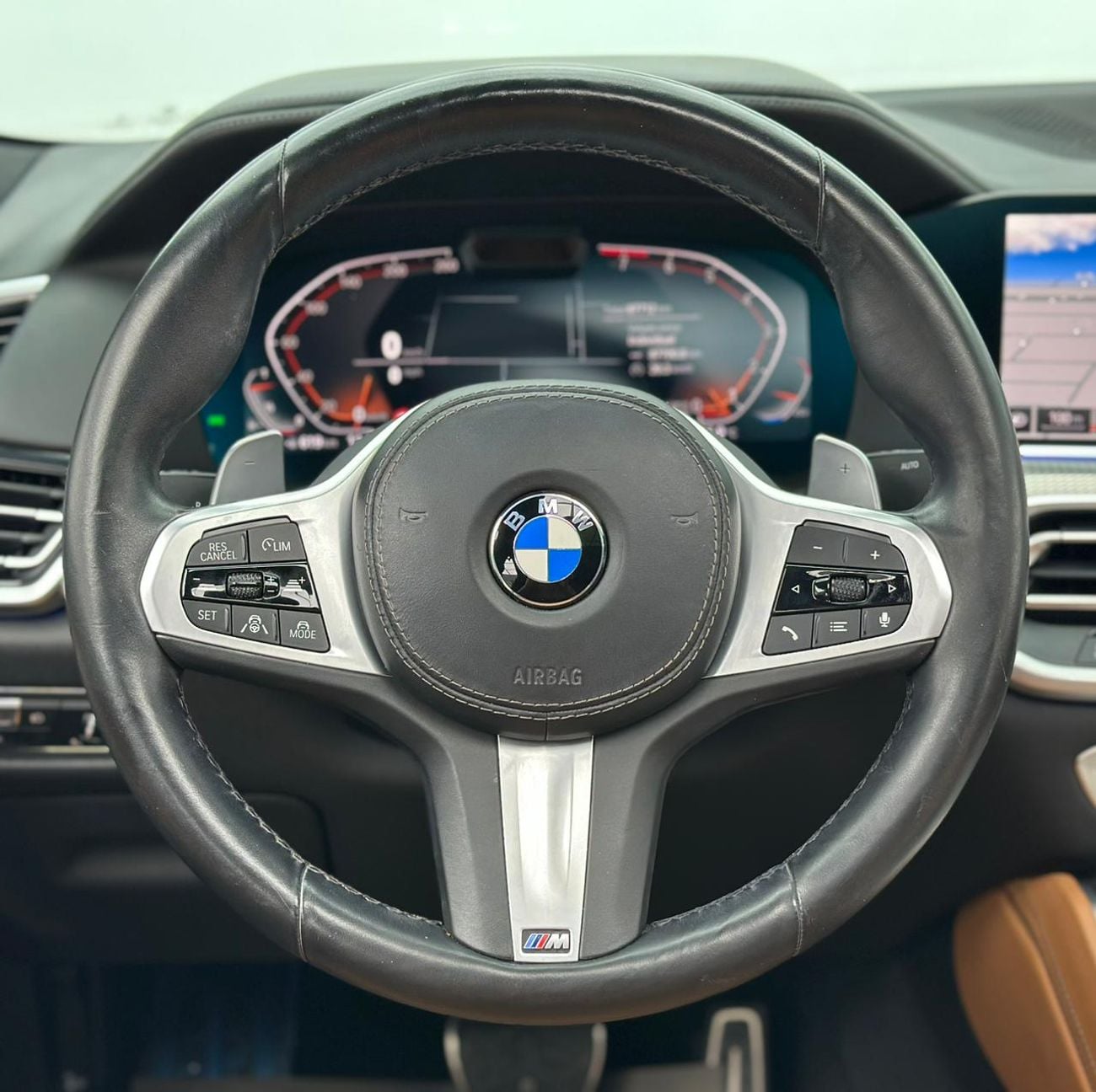 بي أم دبليو X6 2022 BMW X6 xDrive40i M-Sport, Dec/2026 BMW Warranty + Service Package, BMW Full Service History, GC