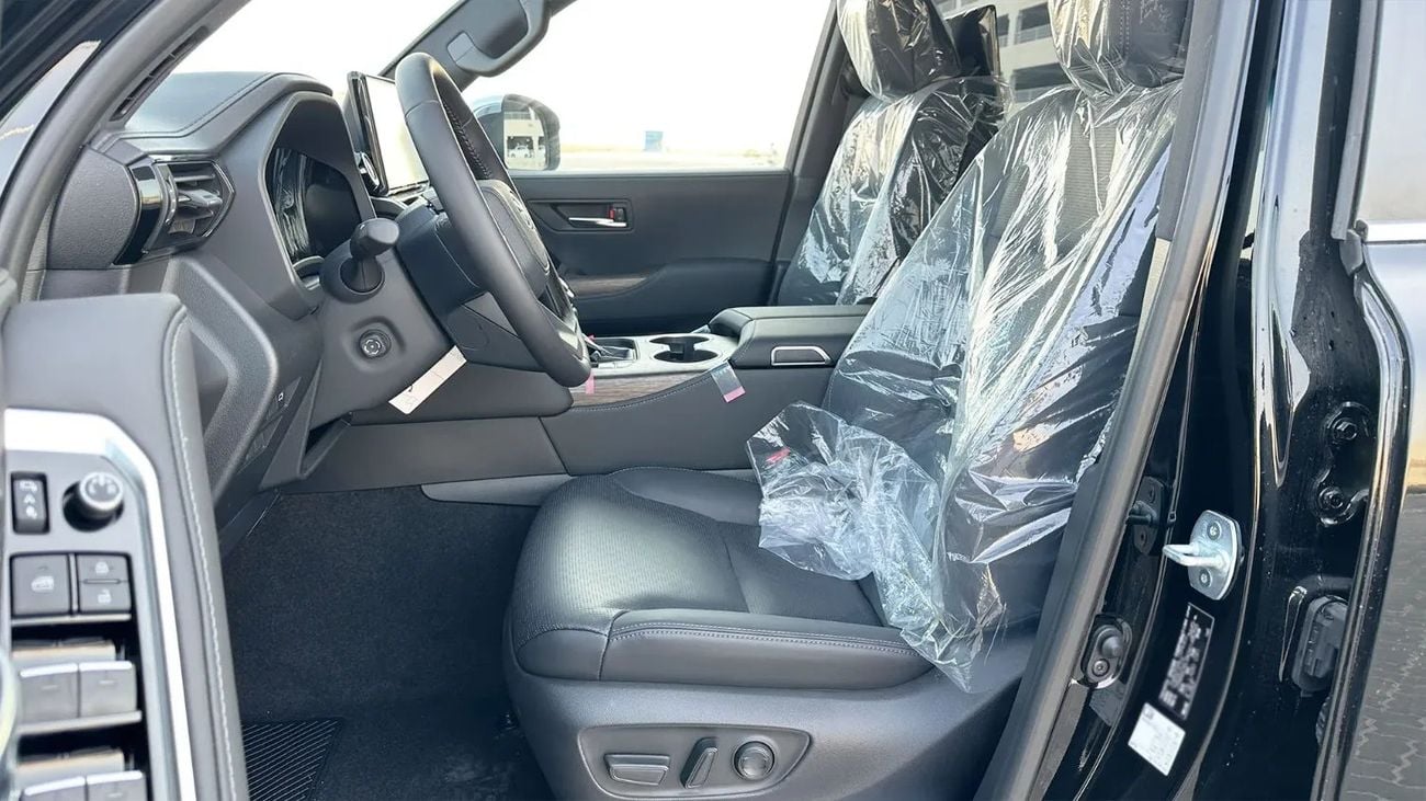 Toyota Land Cruiser VXR 3.5L Twin Turbo Full option / Export Only