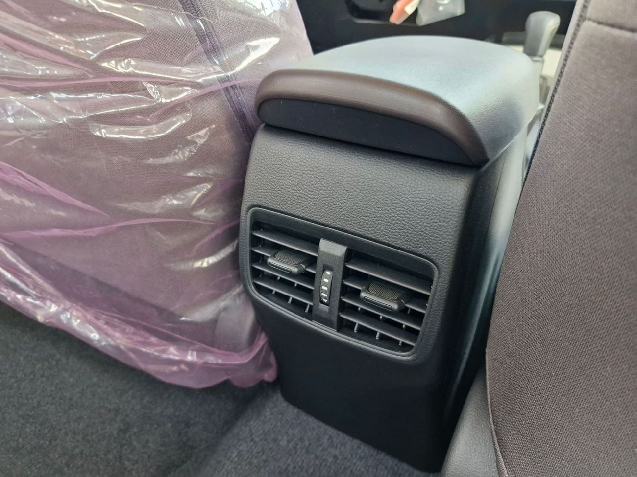 تويوتا كورولا XLI 1.6L PETROL AT XLI-E GCC BRAND NEW 0KM