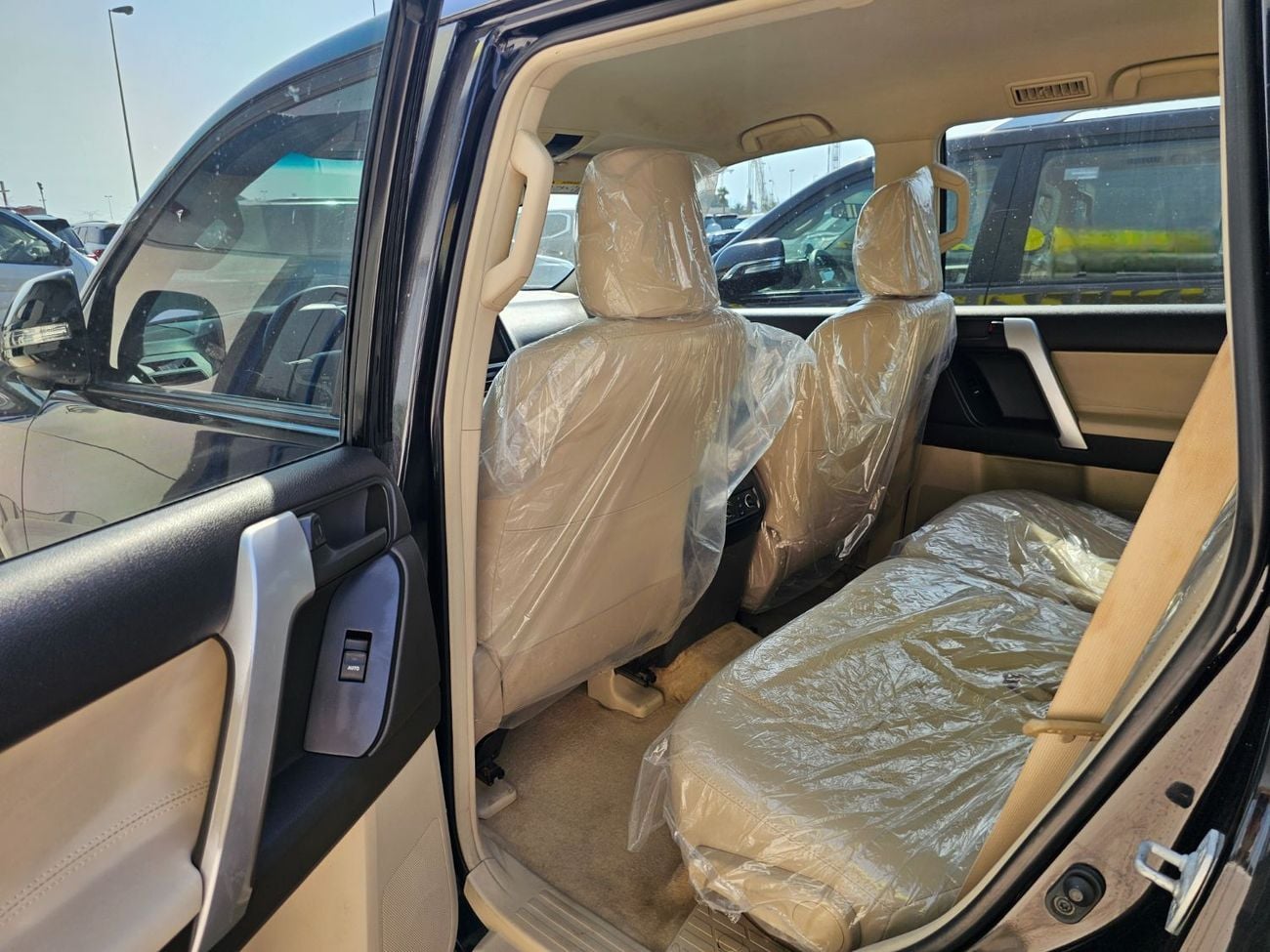 Toyota Prado TXL LHD 2.8L 1GD-FTV Diesel Engine Original Black Color cylinder Automatic Gear 4WD 7 Seats 5 Doors