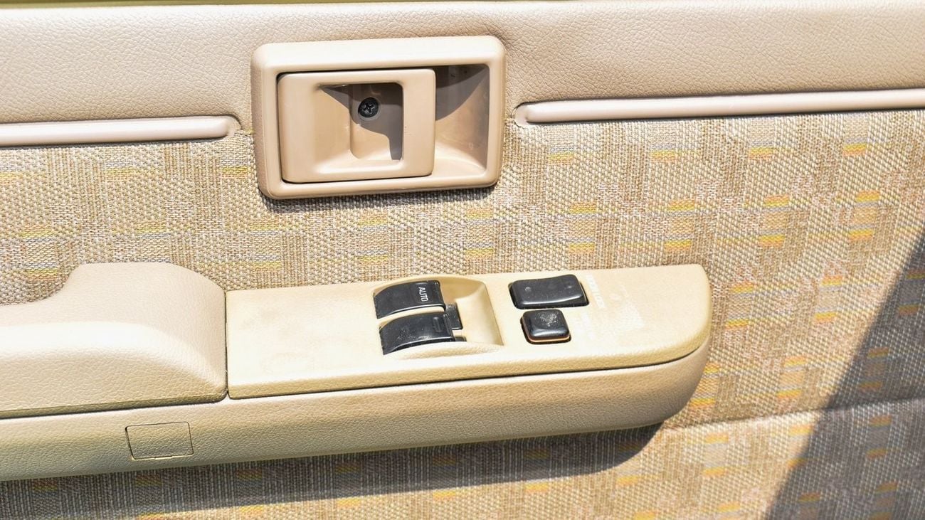 Toyota Land Cruiser Pick Up Classic  4.5L V8  Double Tank