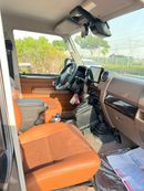 Toyota Land Cruiser Pickup 70