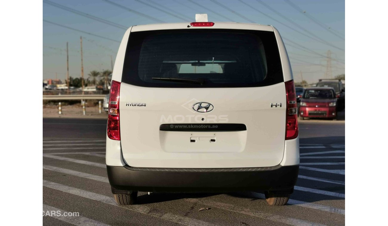 هيونداي H-1 2.4L Petrol, Cargo Van, Manual Gear (CODE # HCV02)