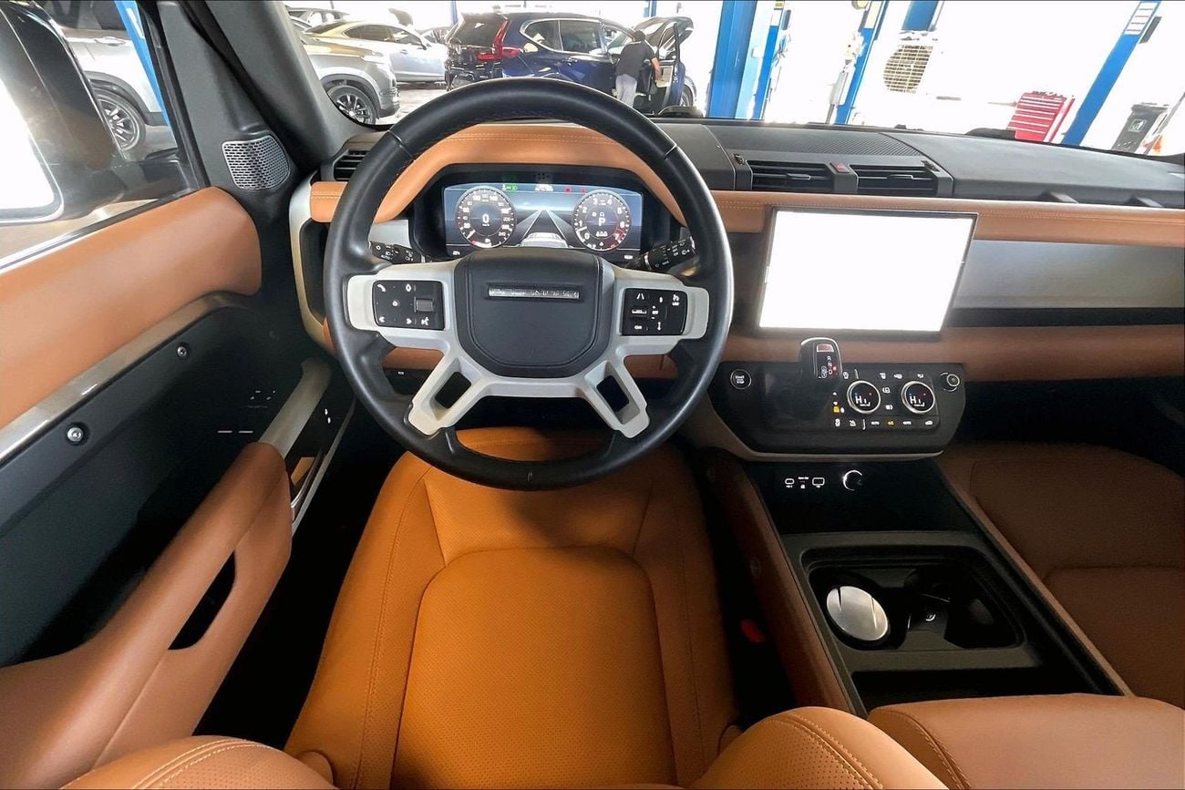 لاند روفر ديفندر 3.0 P400 90 HSE AUTO 4WD | شامل الضمان | 0 ﺪﻔﻋﺓ ﺃﻮﻟﻯ