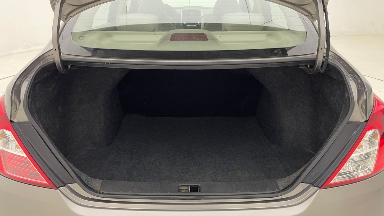 Nissan Sunny SV 1.5 | Zero Down Payment | Home Test Drive