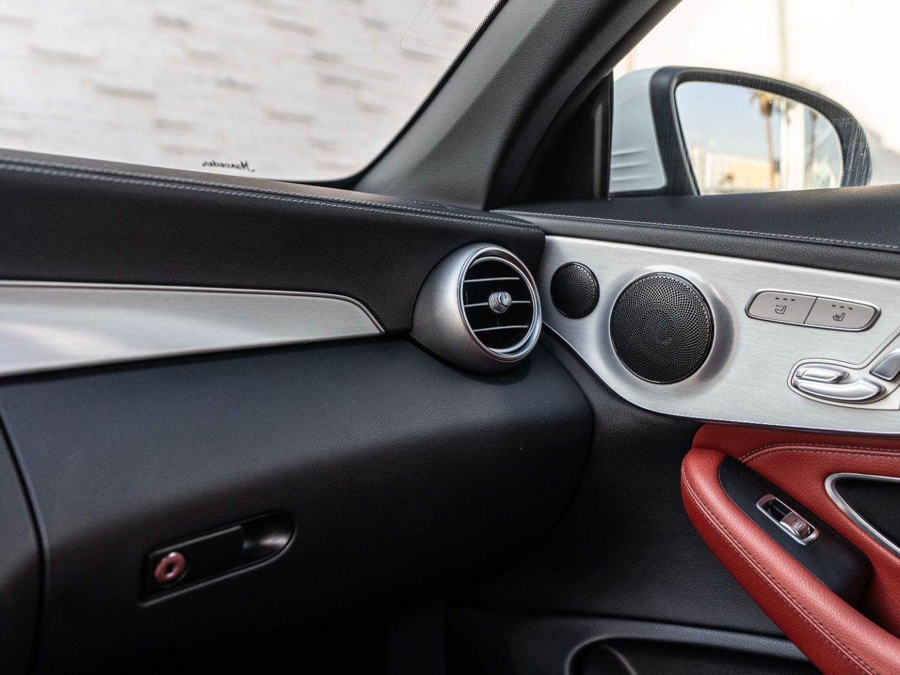 مرسيدس بنز C 200 C200 AMG-Line Convertible