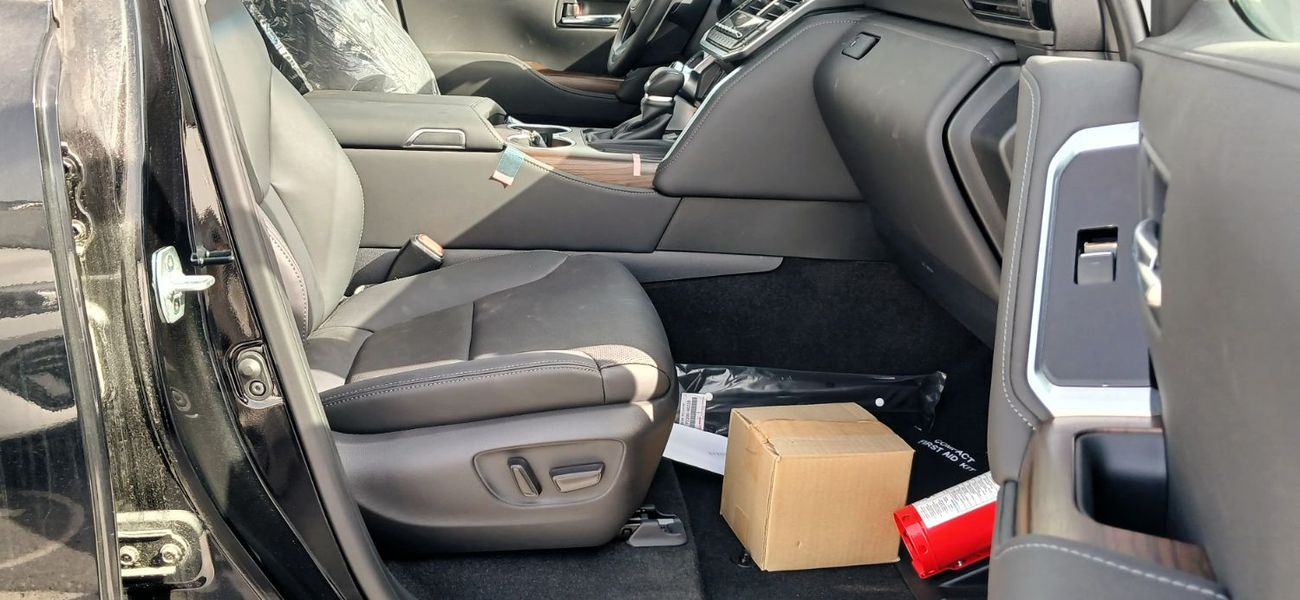 Toyota Land Cruiser LC300 VX 3.3L Diesel 2025YM