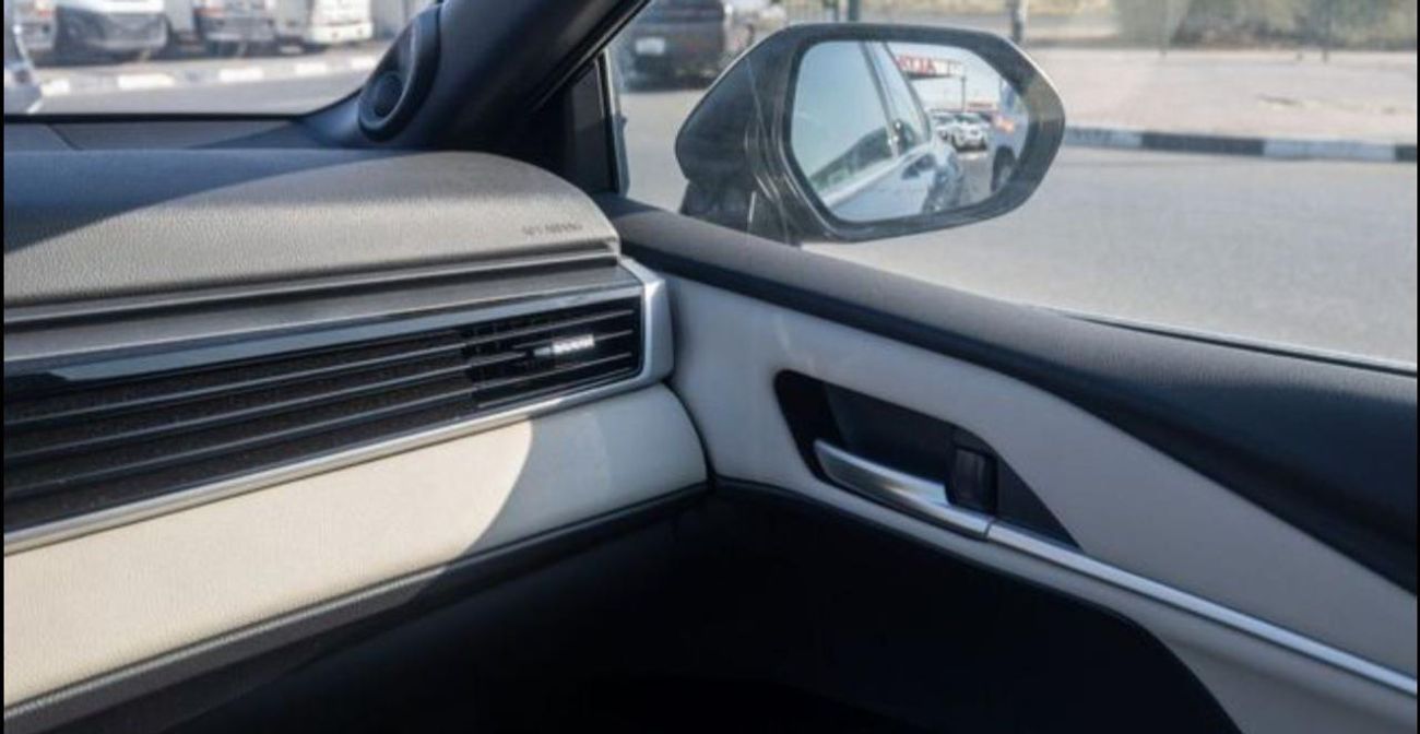 Toyota Camry Toyota Camera Limited Hybrid Full option 2025 2.5L petrol Engine Colour Black Transmission Automatic