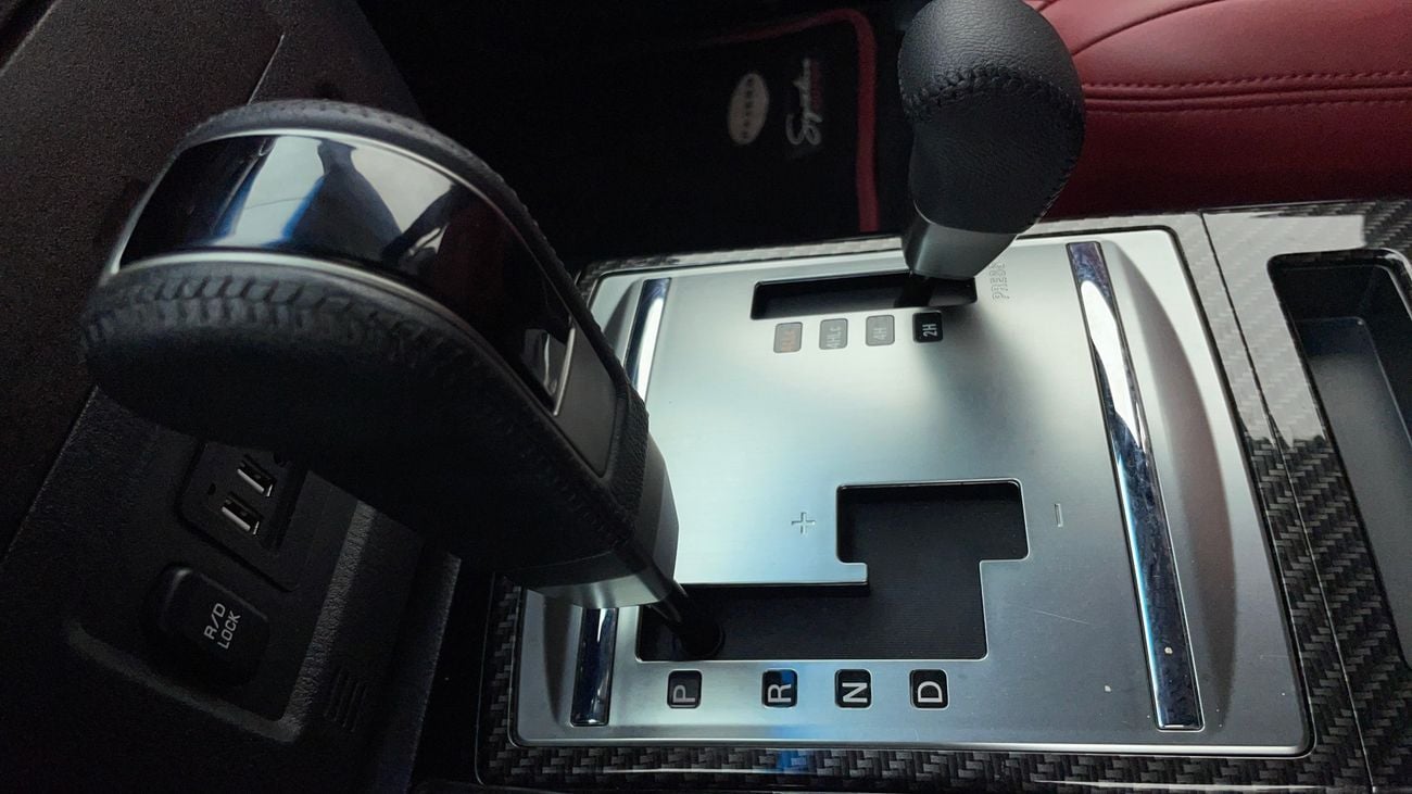 Mitsubishi Pajero GLS HIGH LINE SIGNATURE EDITION 3.8 | Zero Down Payment | Home Test Drive