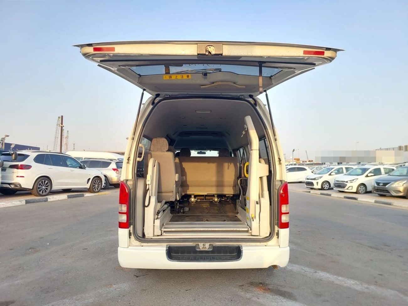 تويوتا هاياس 2006 TOYOTA HIACE VAN RHD PETROL AUTOMATIC 2.7L (PM08454)