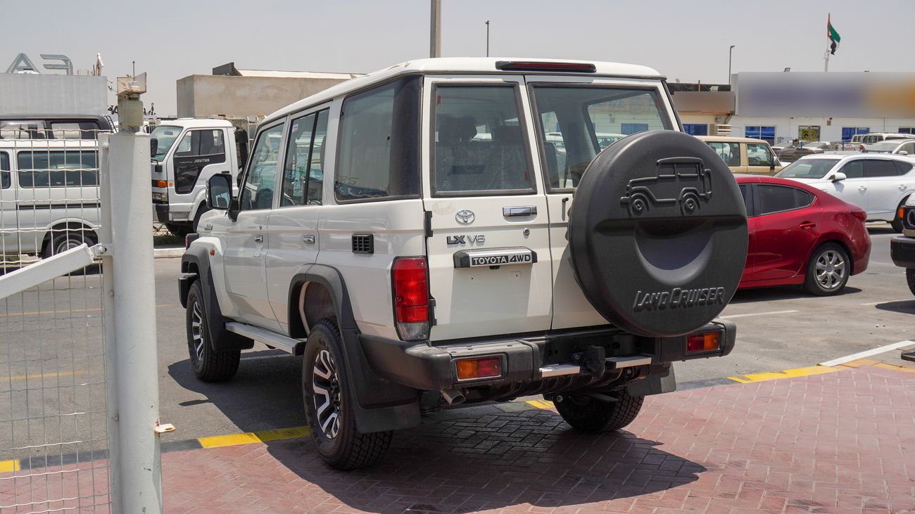 تويوتا لاند كروزر 70 4.0L V6