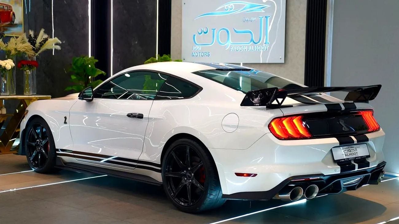 Ford Mustang GT California Special 5.0L (435 HP) Coupe A/T VIP || ORIGINAL CHILBI V8 KIT || FULL CARBON FIBER || 