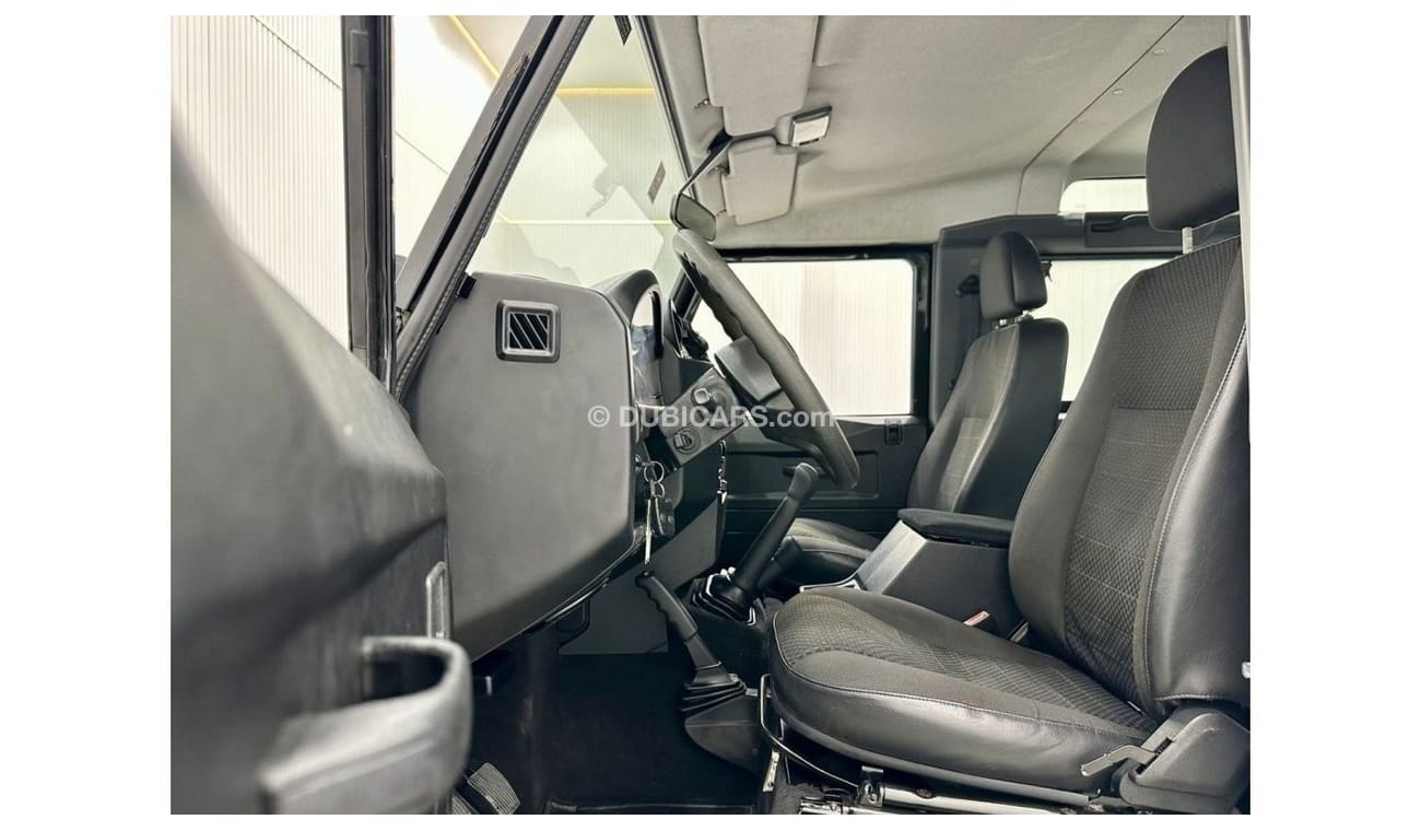 Land Rover Defender 2009 Land Rover Defender 90, Manual Transmission, Service History, GCC