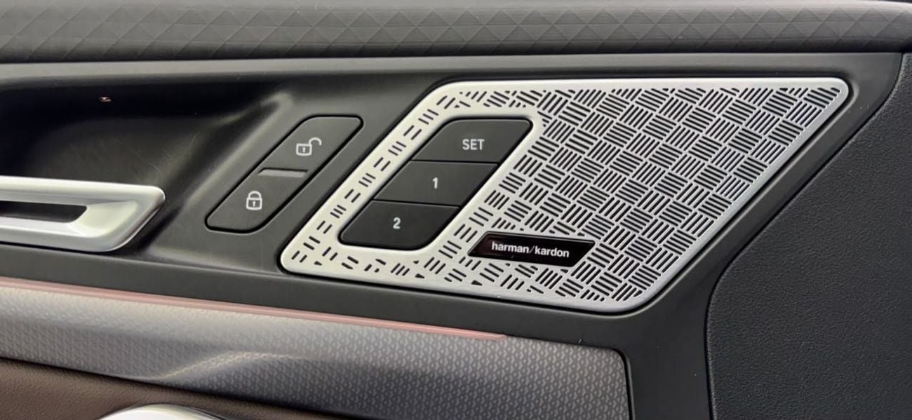 بي أم دبليو X2 SDRIVE18i M SPORT 2024 BMW X2 sDrive  18i |GCC | Original Paint | Low Mileage | AGMC Full service history