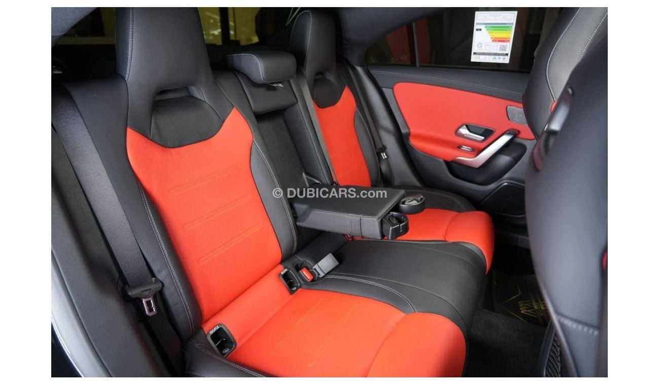 Mercedes-Benz CLA 35 AMG Mercedes-Benz CLA 35 | 2024 GCC 0km | Agency Warranty | AMG Package | Night Package