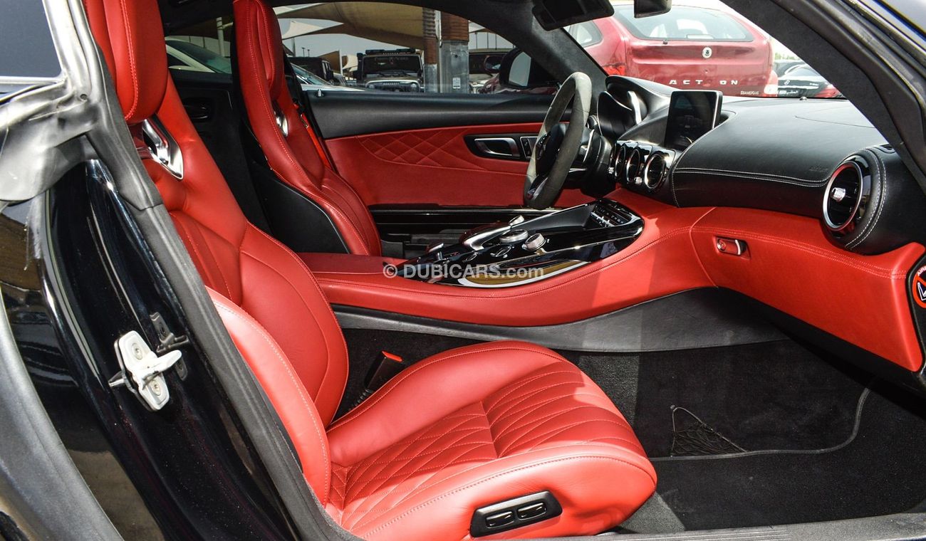 Mercedes Benz AMG GT