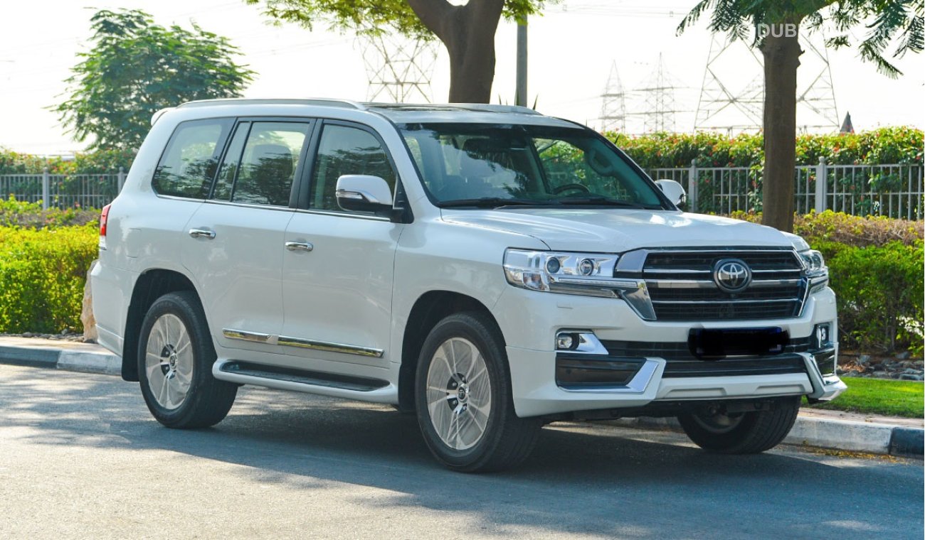 Toyota Land Cruiser 2021YM 5.7L VXR GTS 5.7L Luxury with Radar and Hydraulic Suspension,Black Available - ألوان مختلفة