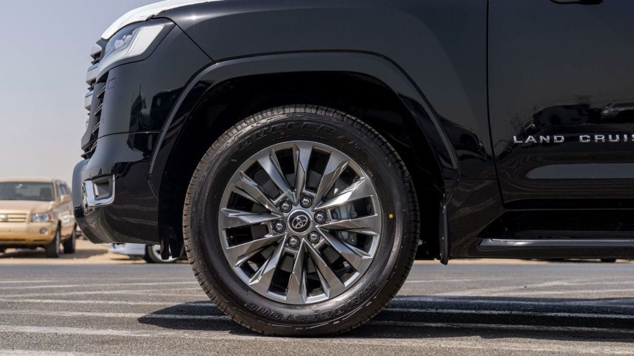 تويوتا لاند كروزر LC300 VX 4.0\(LHD)