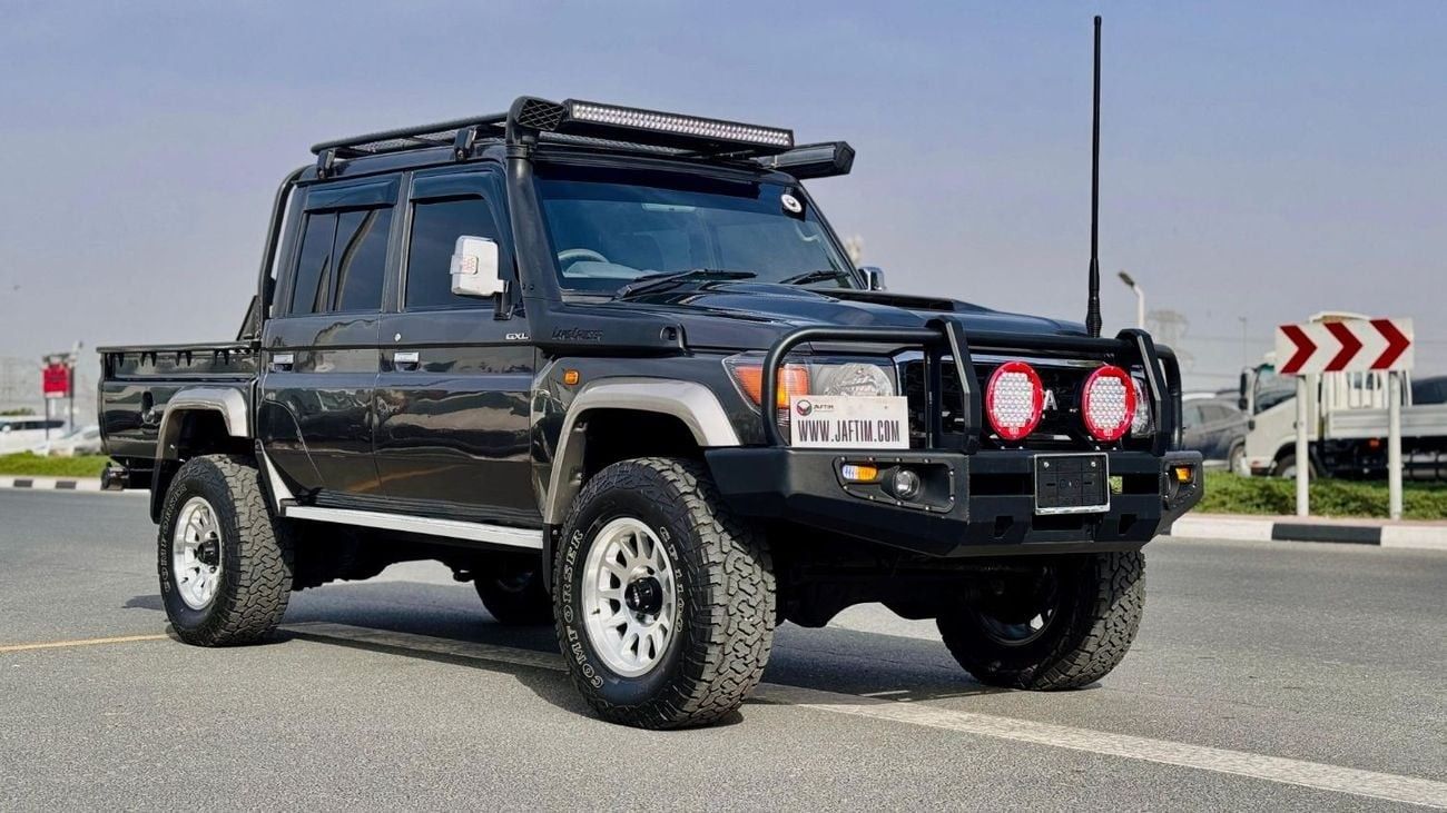 Toyota Land Cruiser Pick Up DOUBLE CABIN PICKUP | AWNING ROOF SIDE CAMPING TENT | RHD | 2018 | 4.5L DIESEL ENGINE | AIR SNORKEL