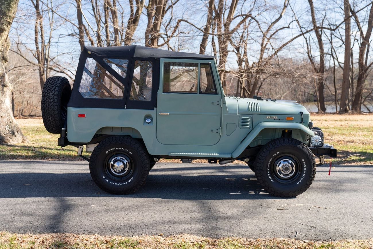 Toyota FJ Cruiser LS3 Swap, 5 Speed Manual, Restomod