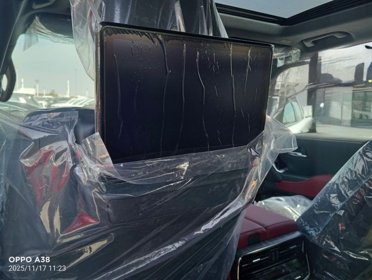 تويوتا لاند كروزر Toyota Land Cruiser LC300 GR Sport 3.5L 2025 Full With soft doors