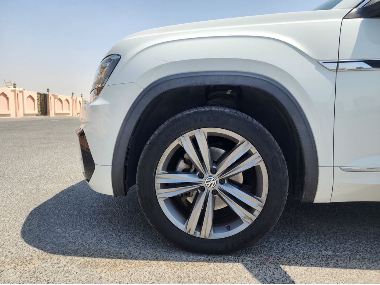 فولكس واجن تيرامونت