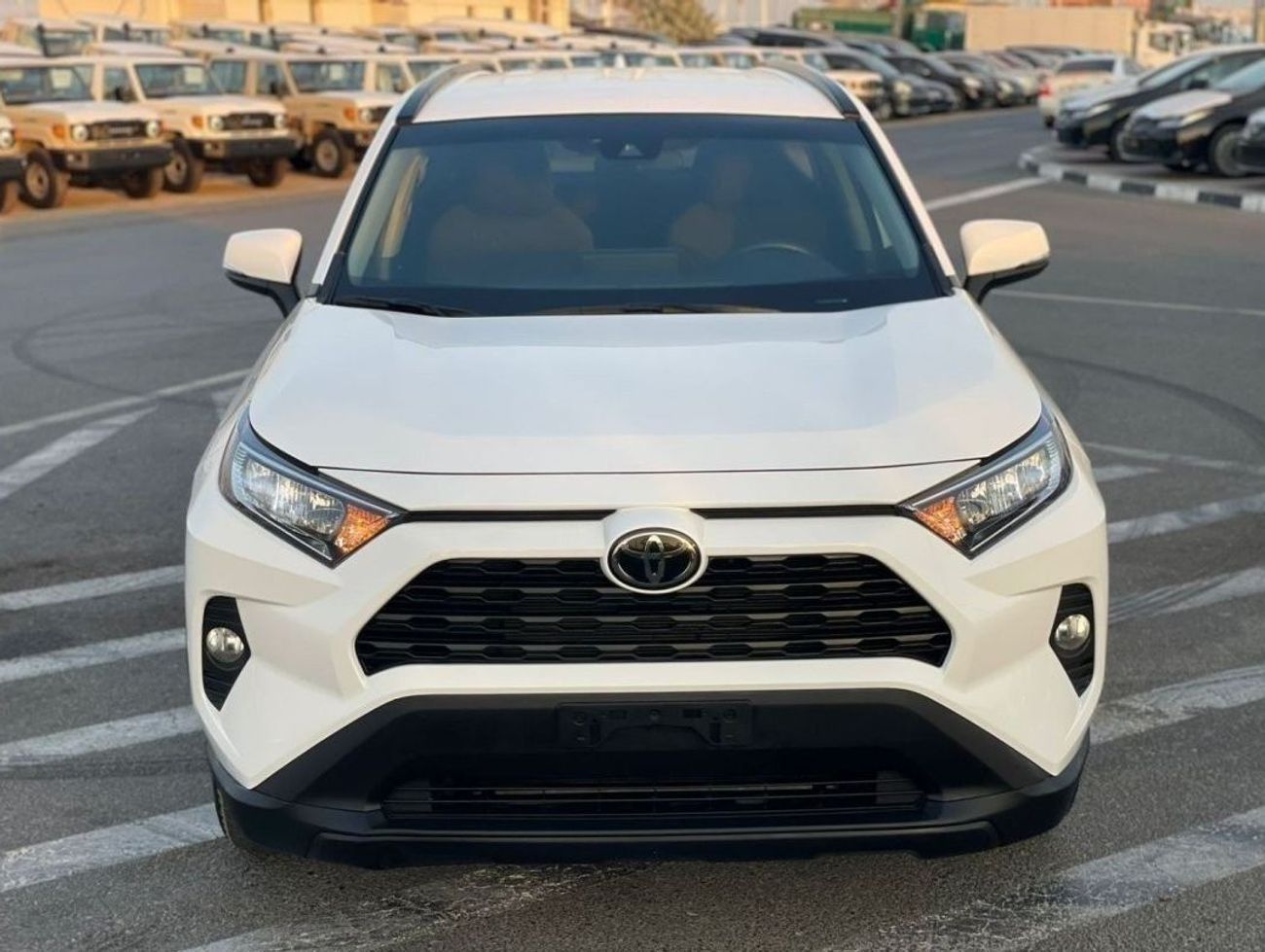 تويوتا راف ٤ 2021 Toyota Rav4 XLE 4x4 AWD MidOption+ 2.5L V4 - Low  8,400 Mileage ---UAE PASS