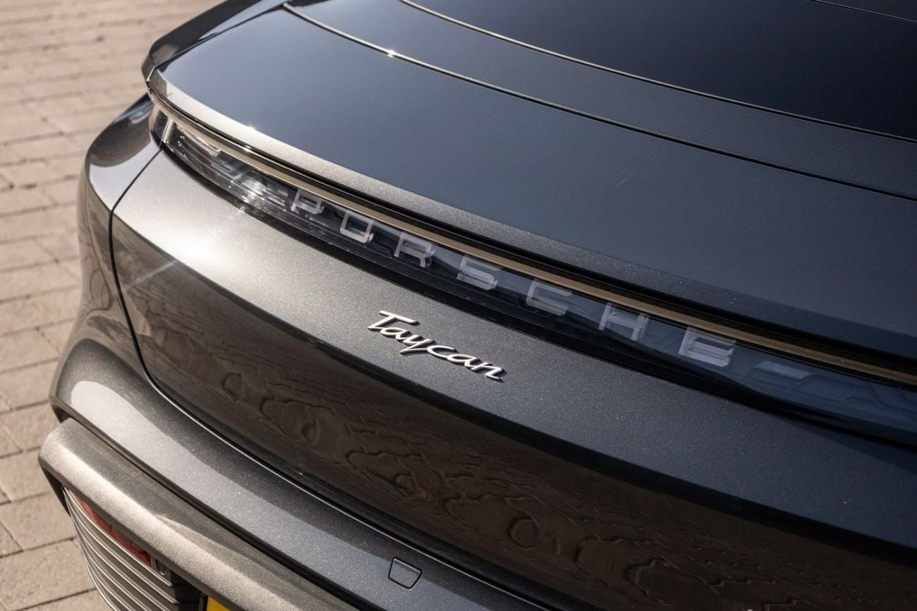 Porsche Taycan Porsche Taycan 2024 GCC | Battery Warranty