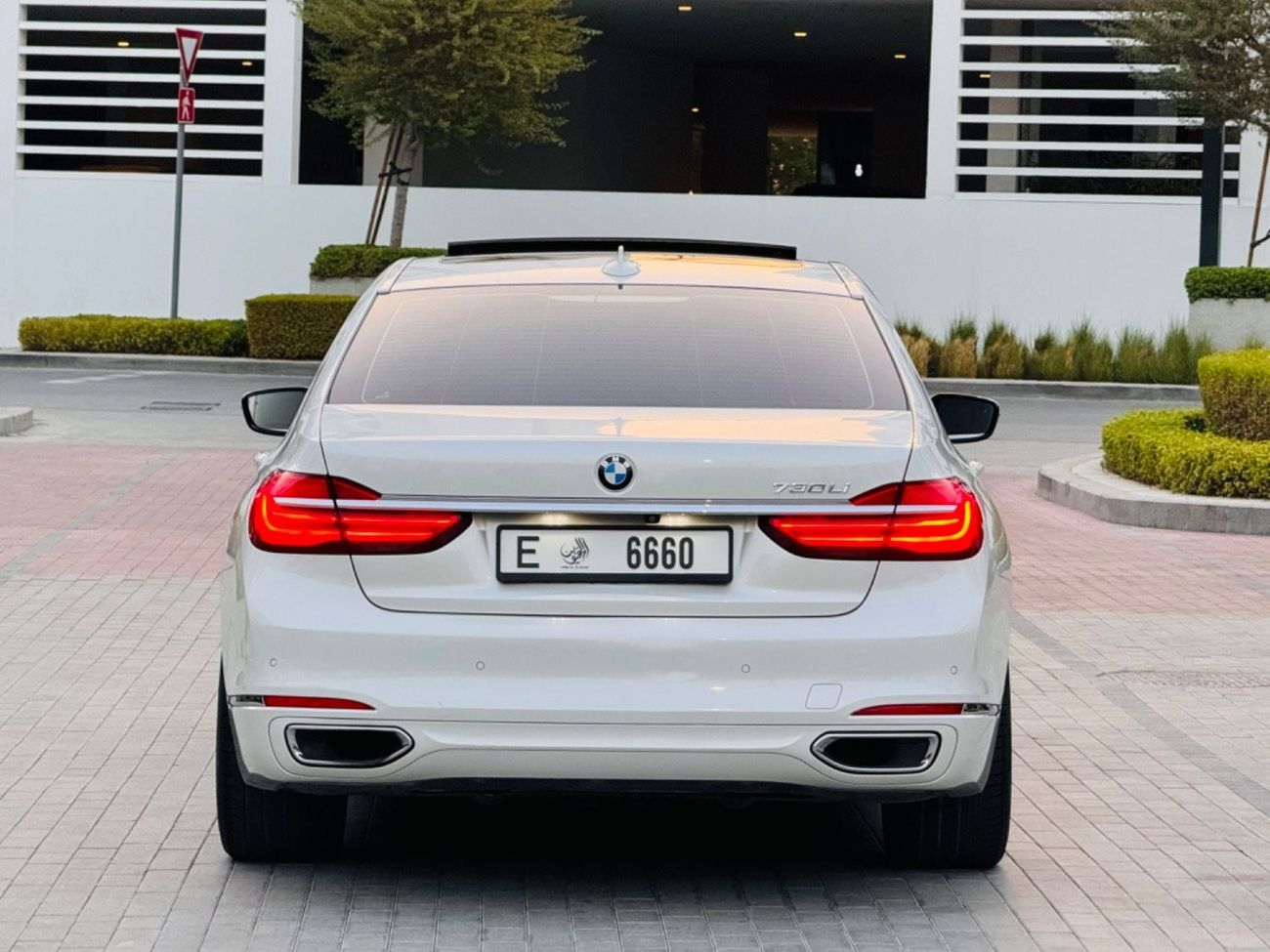 BMW 730Li Luxury BMW 730LI