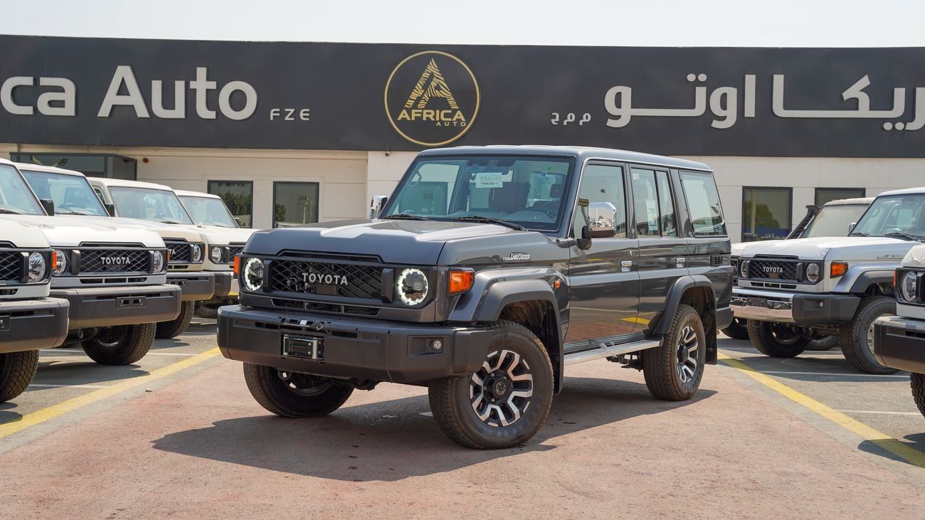 Toyota Land Cruiser TOYOTA Land Cruiser 76 2.8 Gray 2024 Full Option
