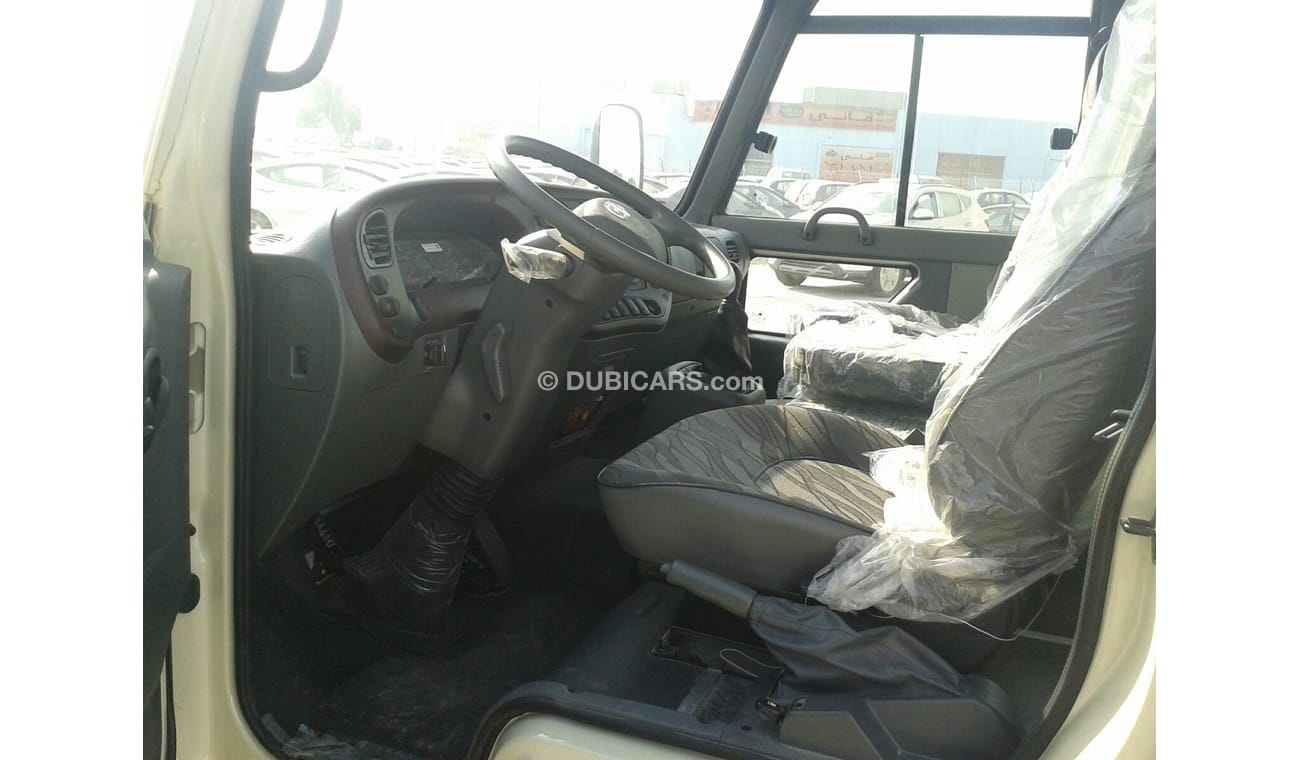 Hyundai County BUS 30 Seat
