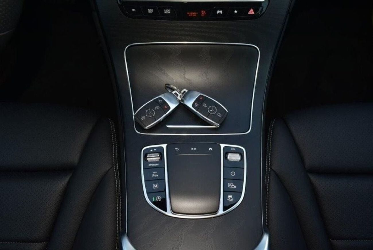 مرسيدس بنز GLC 300 4Matic Coupe