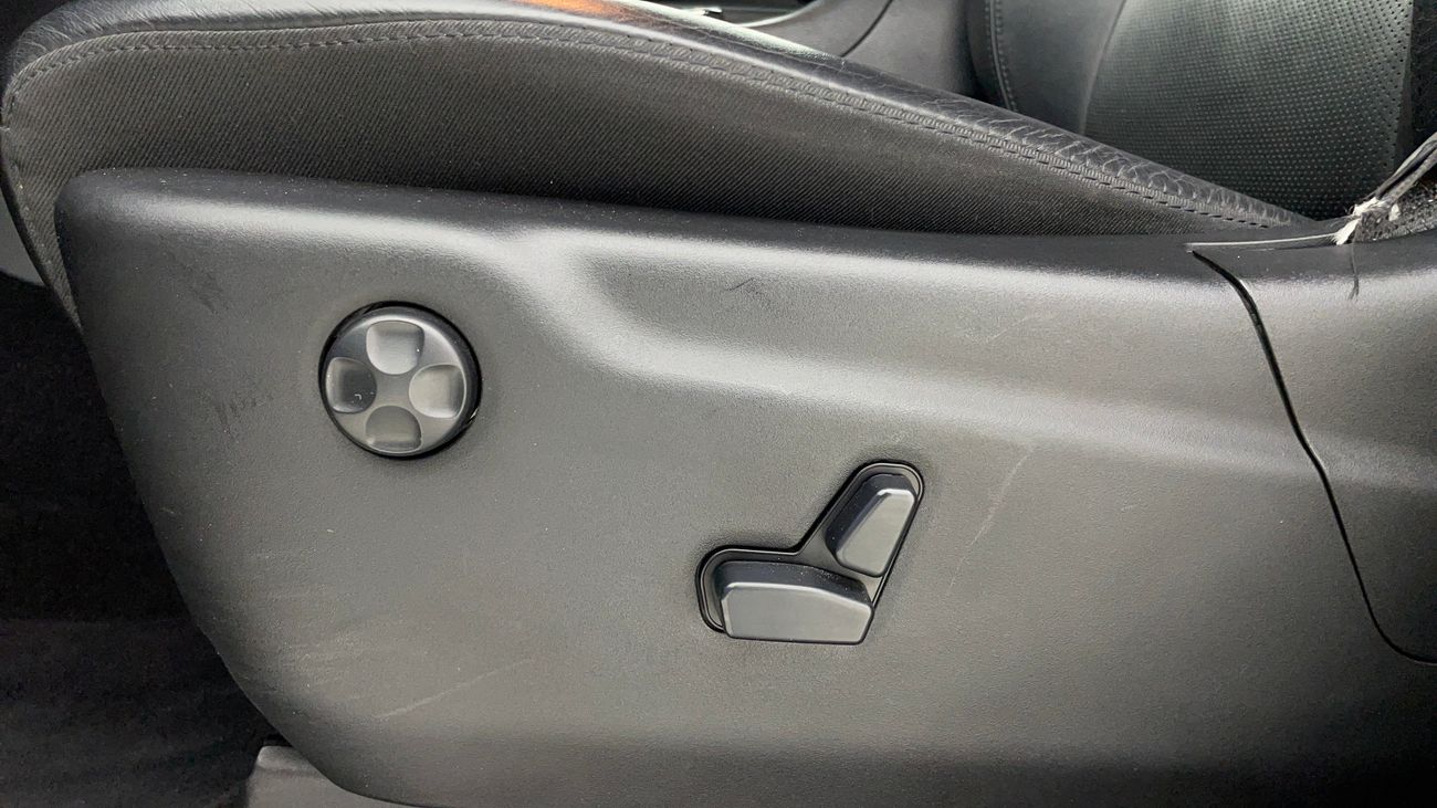 جيب جراند شيروكي LIMITED 3.6 | بدون دفعة مقدمة | اختبار القيادة في المنزل