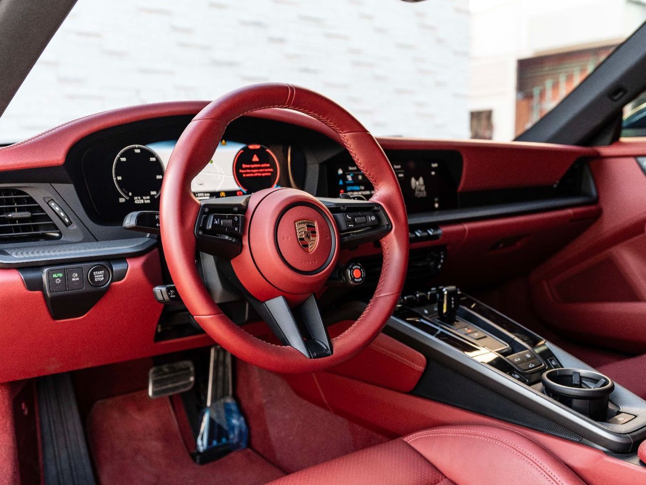 Porsche 911 Carrera 3.0L (444 HP) Coupe