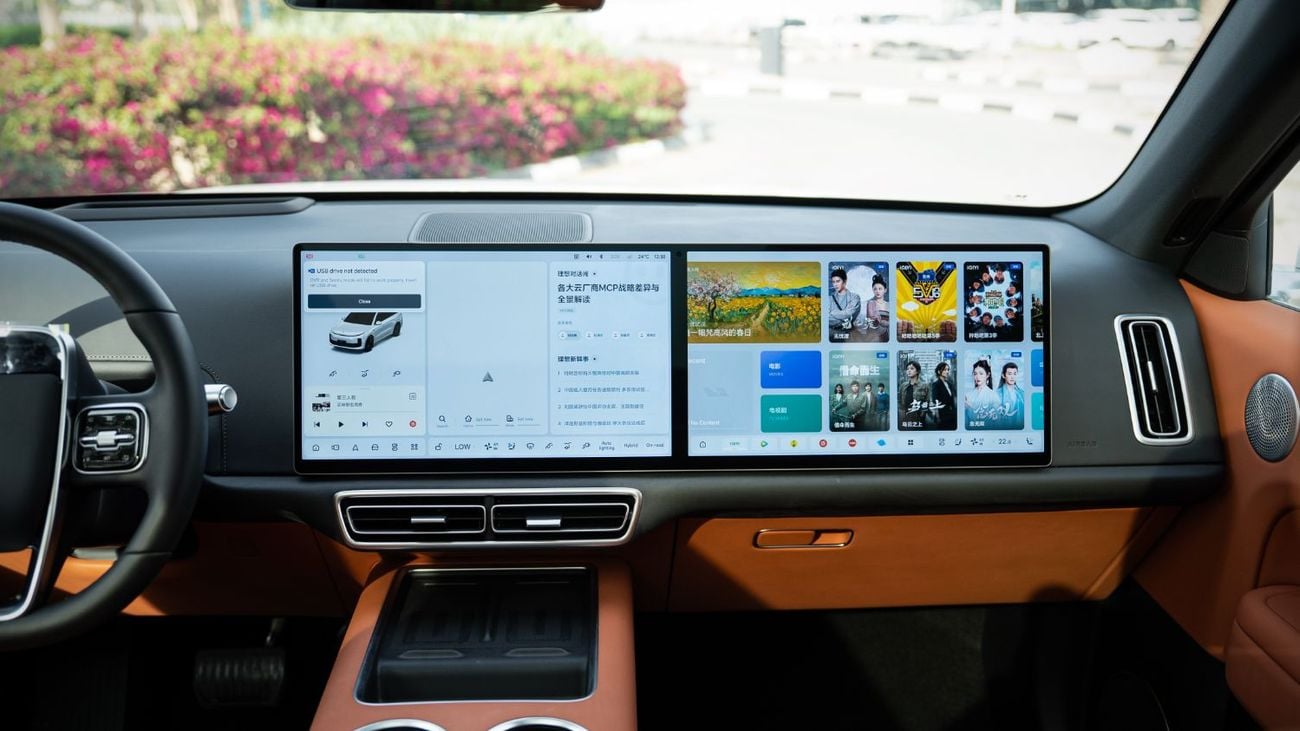 Li Auto L6 Max 1.5L - White Inside Orange | Export Only