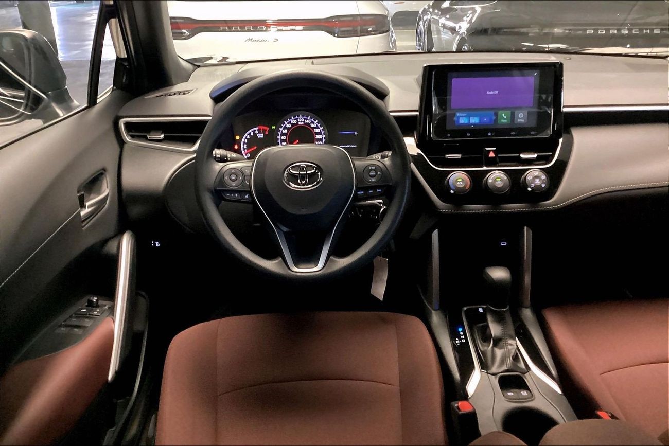 تويوتا كورولا كروس XL | Start 2026 with the ideal drive | شامل الضمان | 0 ﺪﻔﻋﺓ ﺃﻮﻟﻯ