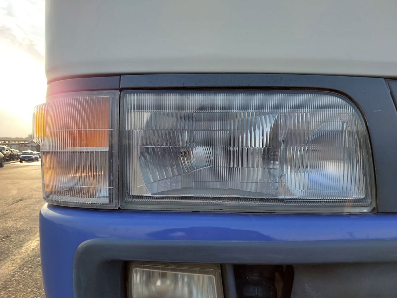 تويوتا كوستر 2002 TOYOTA COASTER BUS RHD 4.1 L DIESEL AUTOMATIC (PM11068)