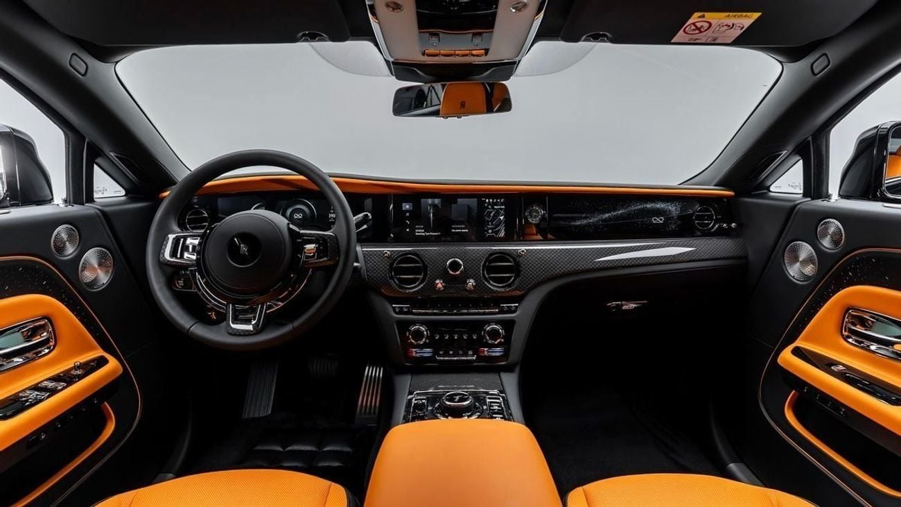 رولز رويس سبيكتر Black Badge - 2025 - GCC - Under Warranty and Service Contract