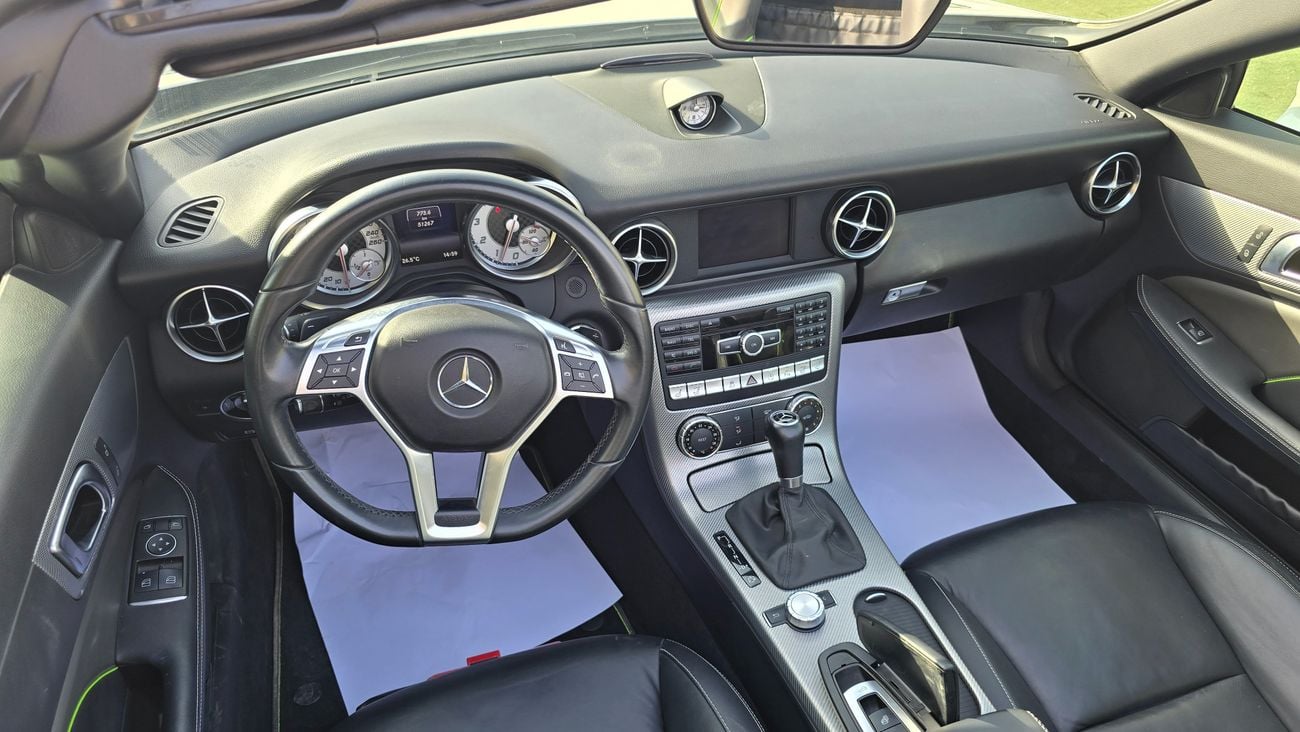 Mercedes-Benz SLK 200 Std 1.8L