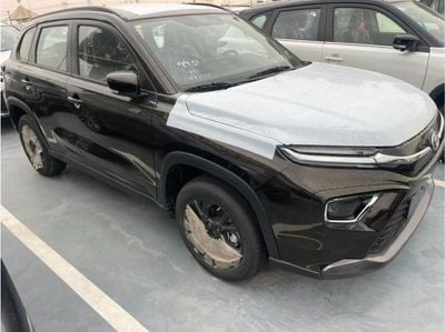 تويوتا أوربان كروزر 2025 Toyota Urban 1.5L AT Petrol Zero KM Without Sunroof