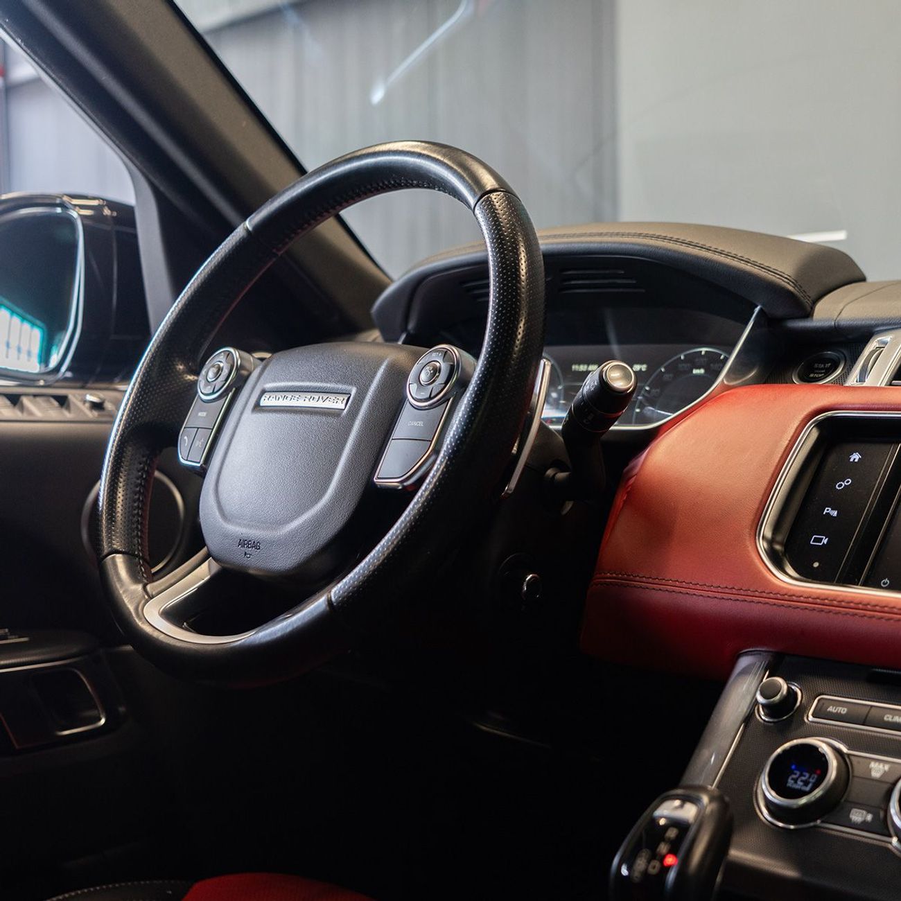 لاند روفر رينج روفر سبورت HST 3.0L AED 3,751 pm • 0% Downpayment • Range Rover Sport HST • 1 Year Warranty