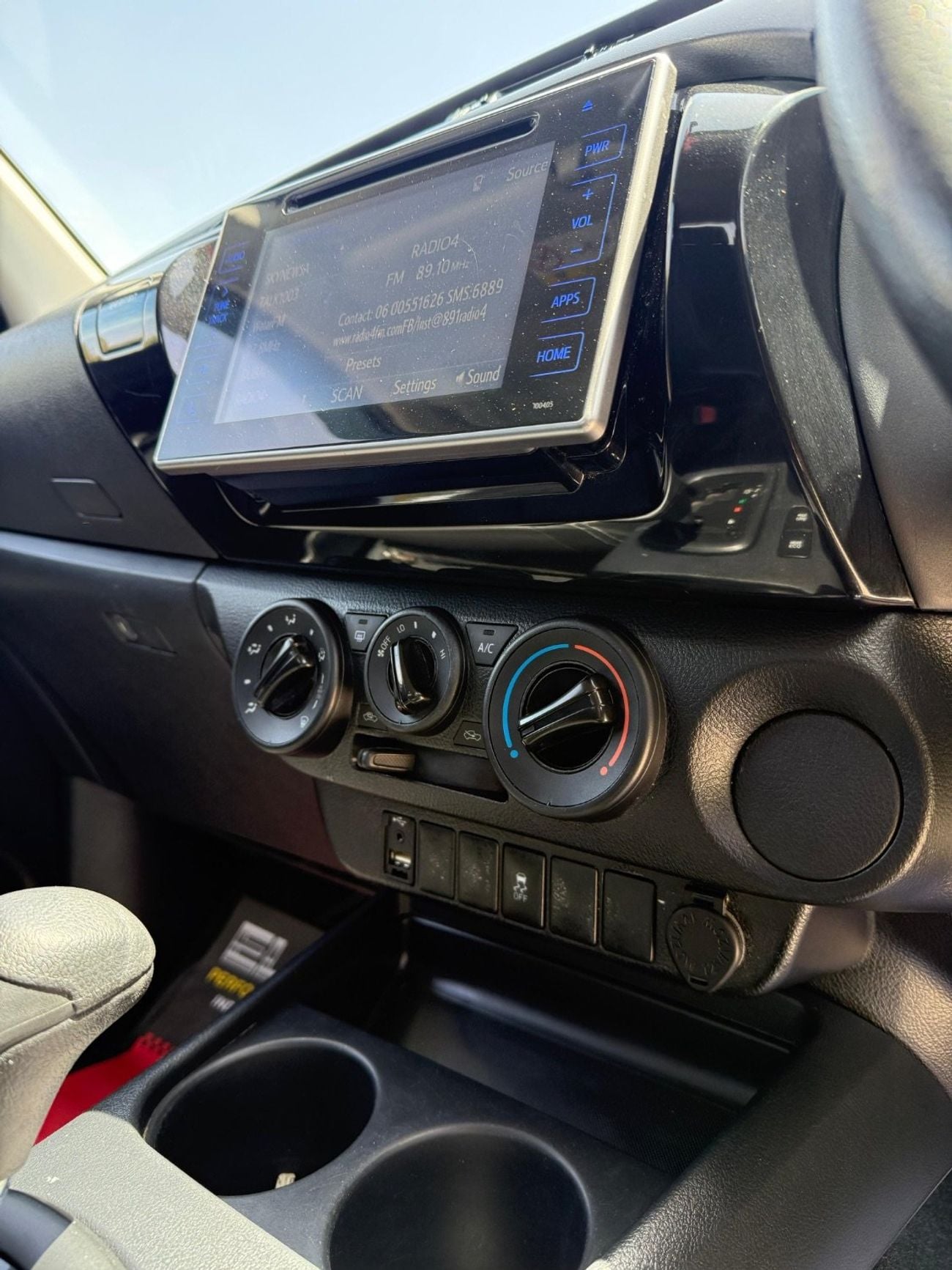 تويوتا هيلوكس SR5 export from Australia